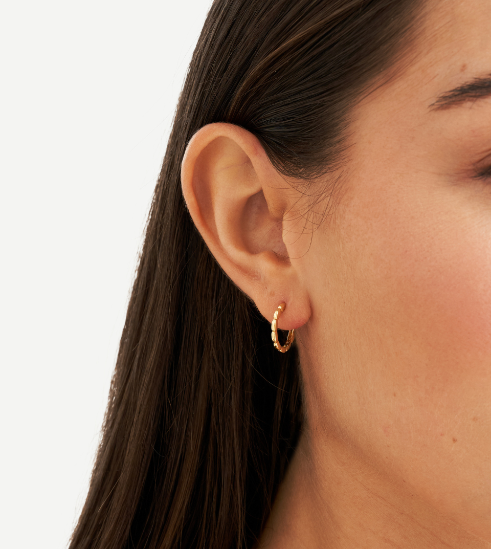 Huggie Earrings in Yellow Gold, 12mm