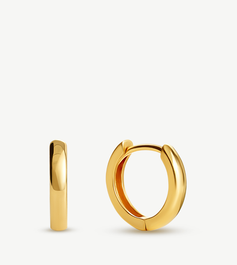 Huggie Earrings in Yellow Gold, 8mm