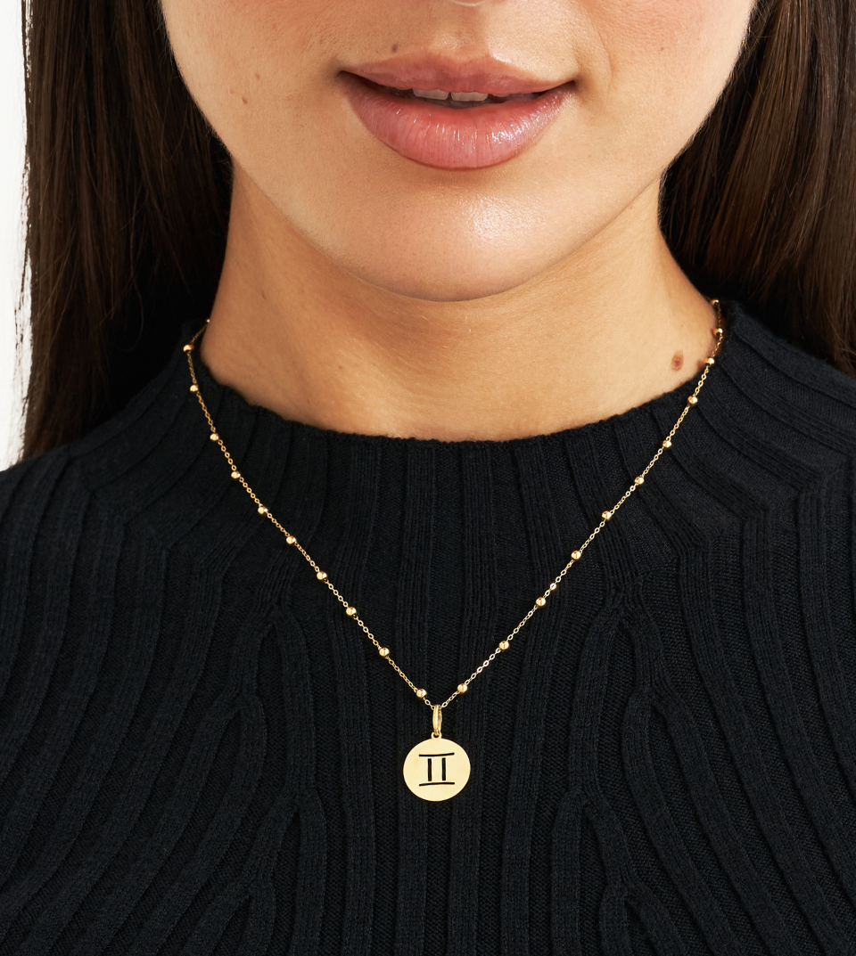 Virgo Necklace in Yellow Gold